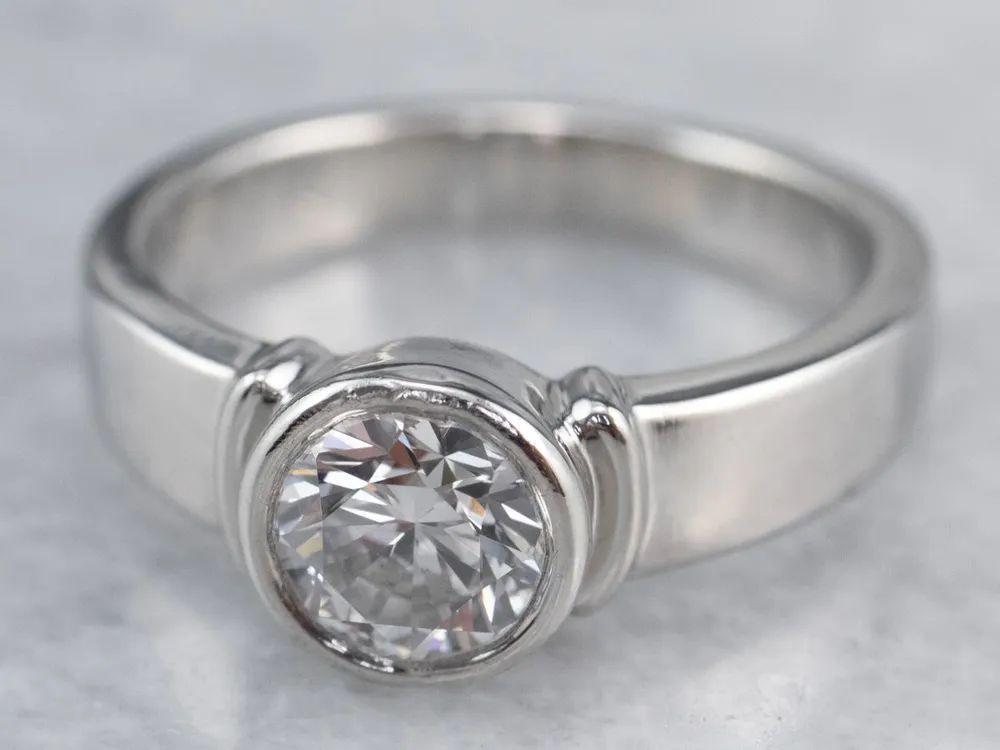 Bezel Set Diamond Platinum Solitaire Engagement Ring Gietijzeren remschijf