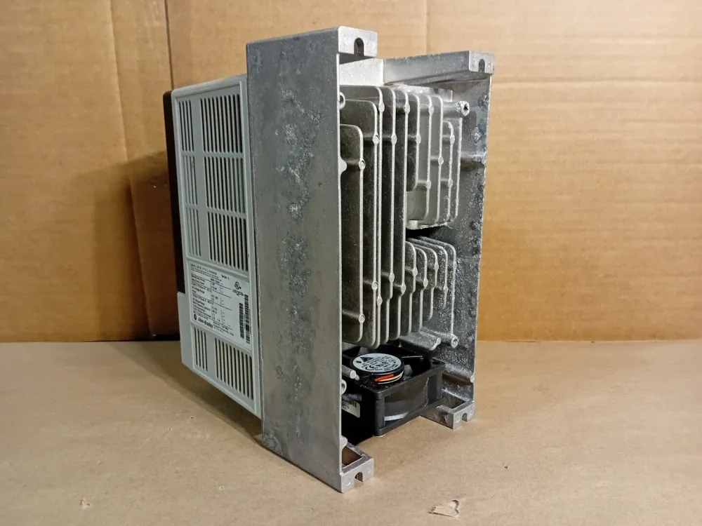 1 hp, 600 volts, 3-Phase VF Drive 20AE1P7A0AYNNNNN